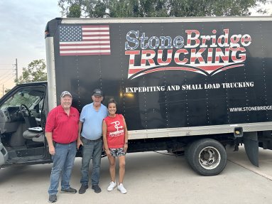 color 8.26 STONEBRIDGE TRUCK IMG_8841