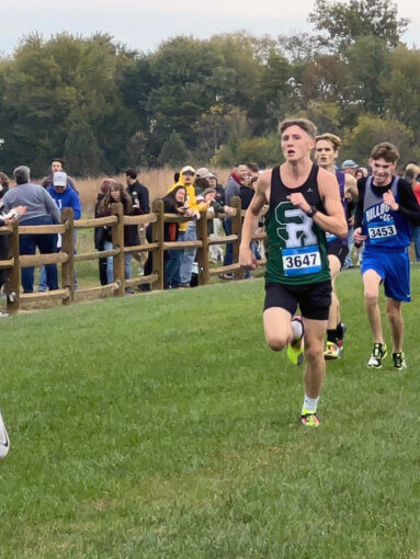 color 10.28 sports runner