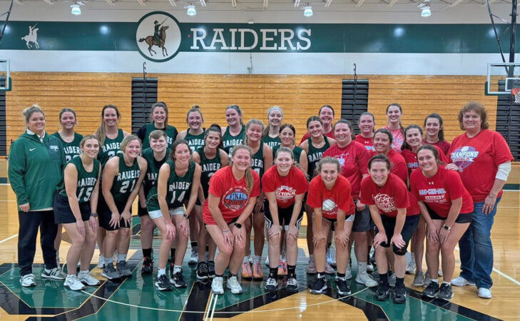 color 10.30 SPORTS RIVALS